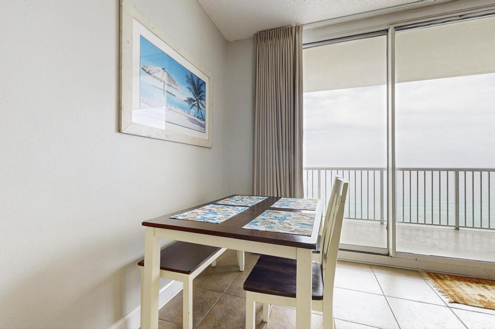 Majestic Beach Resort III Panama City Beach Exterior photo